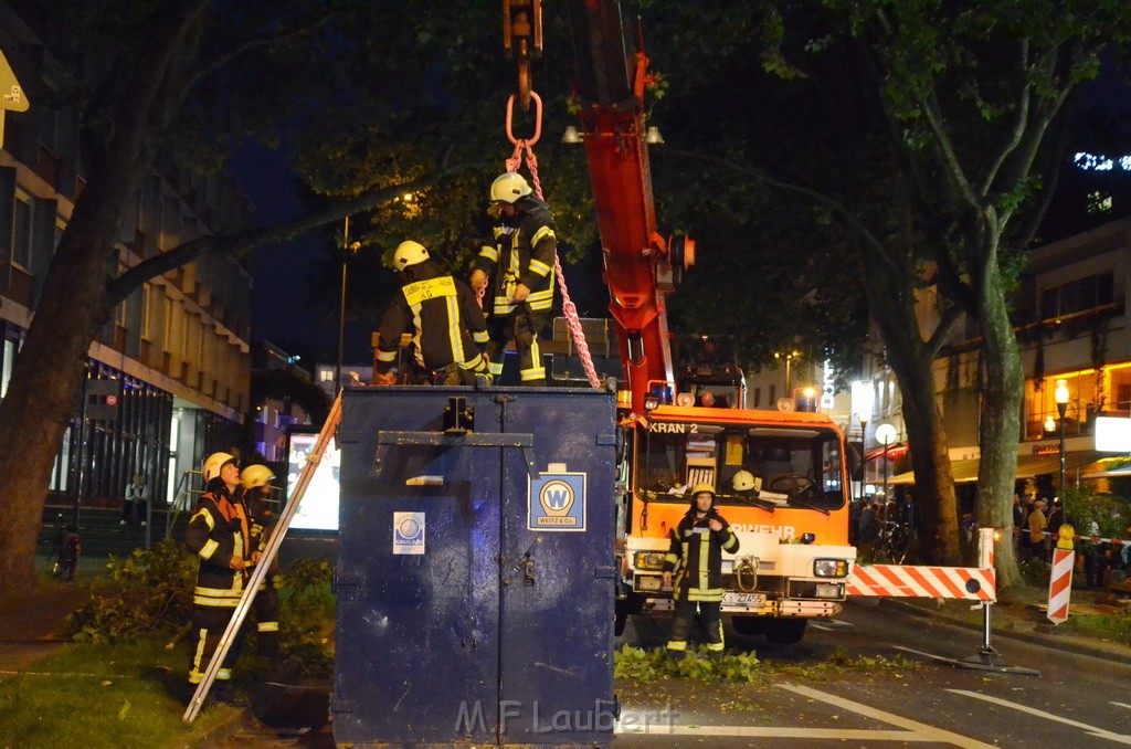 Buergersteig abgesackt Koeln Mitte Pipinenstr P122.JPG - Miklos Laubert